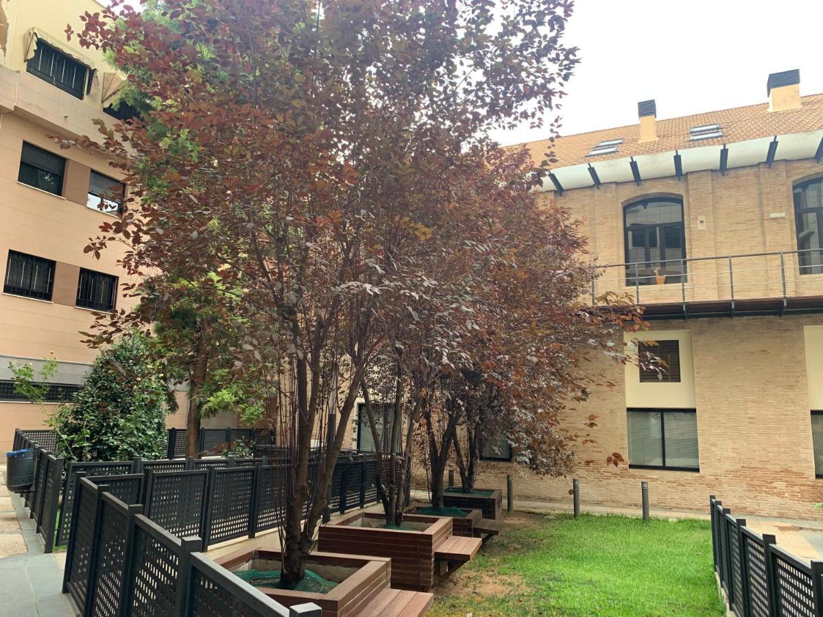 Proximo Al Centro De 2 Con Piscina. Appartement Sevilla