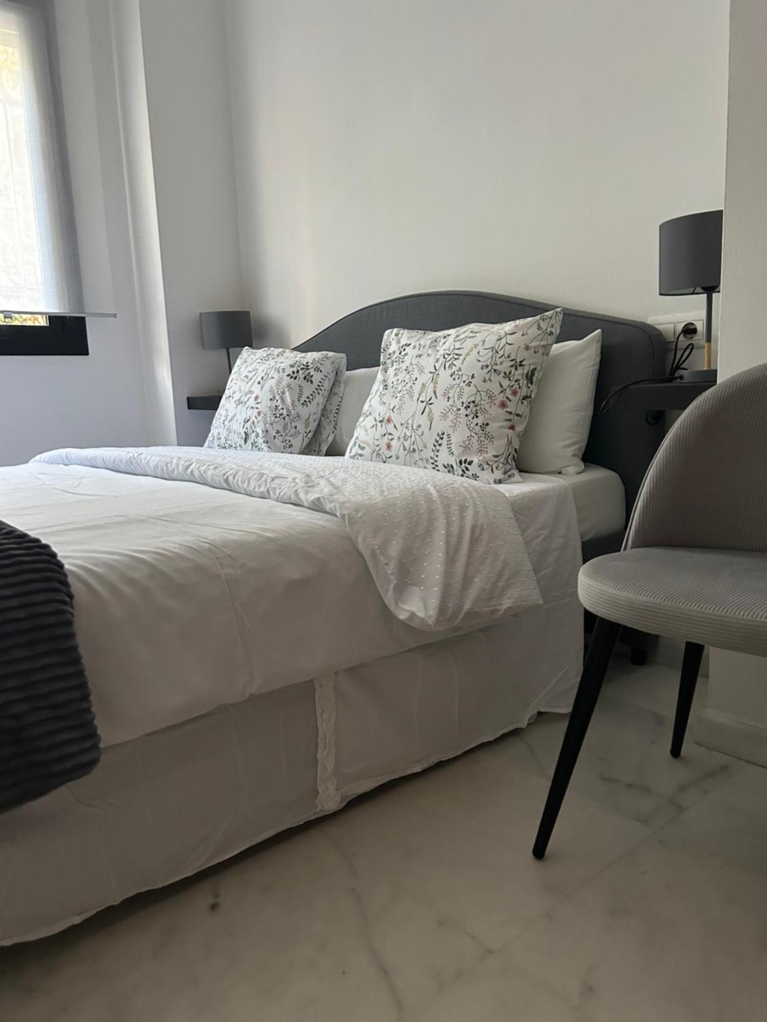 Proximo Al Centro De 2 Con Piscina. Appartement *