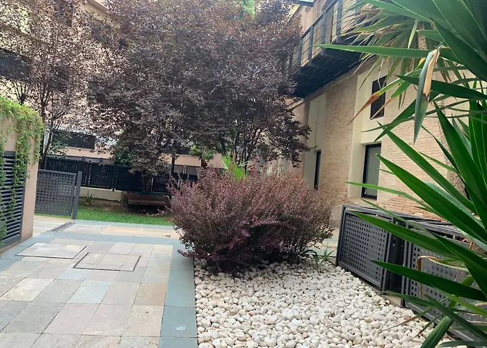 Apartamento Proximo Al Centro De 2 Dormitorios Con Piscina.