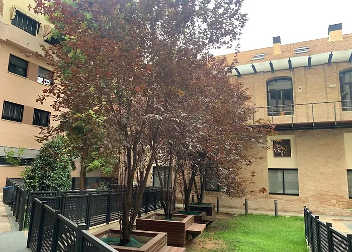 Apartamento Proximo Al Centro De 2 Dormitorios Con Piscina.
